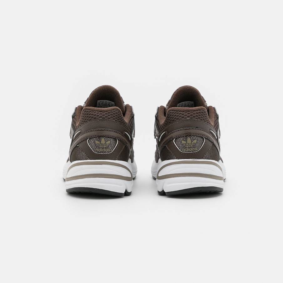 Фото № 4 с приближением к товару «‎Adidas Astir »