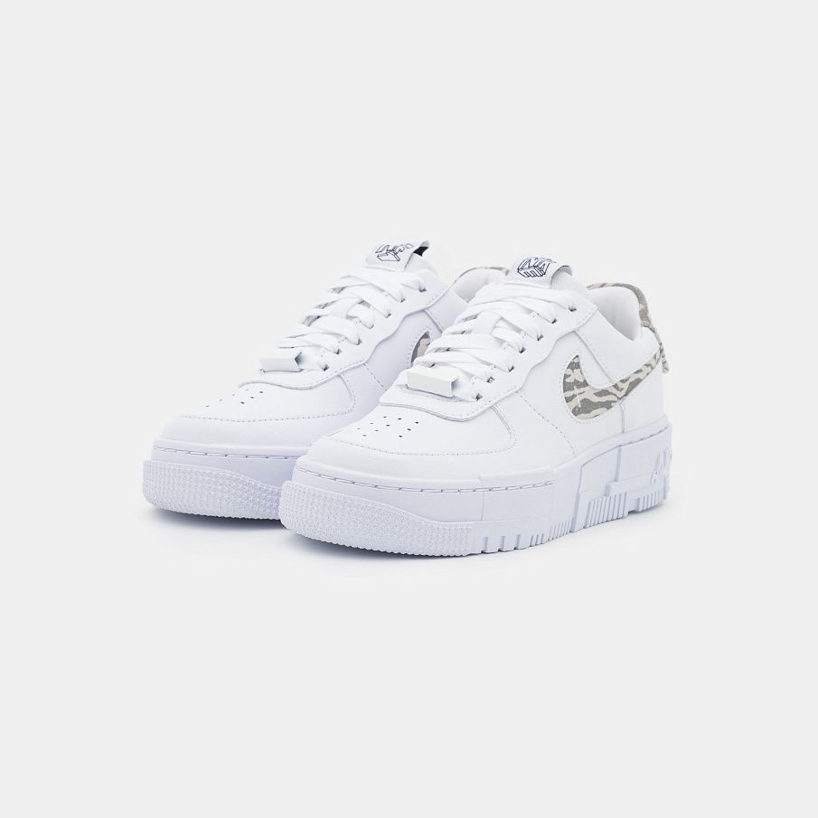 Фото № 3 с приближением к товару «‎Nike Air Force 1 Pixel »