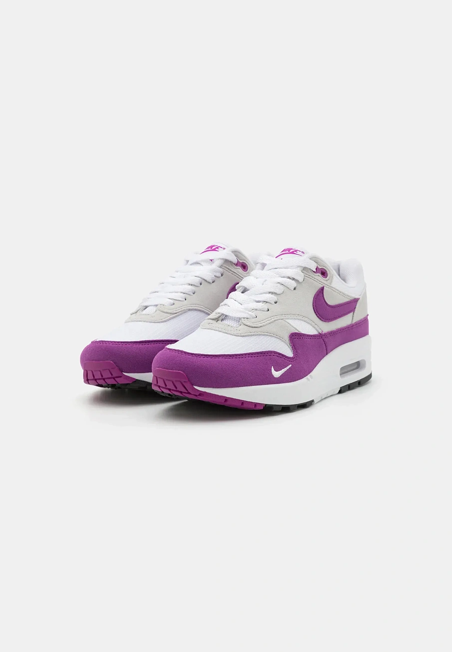 Фото № 2 с приближением к товару «‎AIR MAX 1 '87»