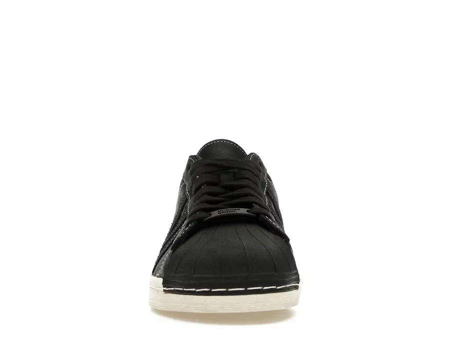Фото № 2 с приближением к товару «‎adidas Superstar»