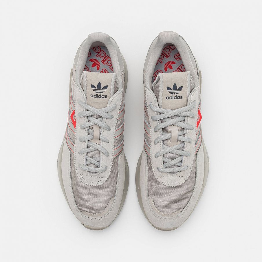 Фото № 4 с приближением к товару «‎Adidas Retropy F2 »