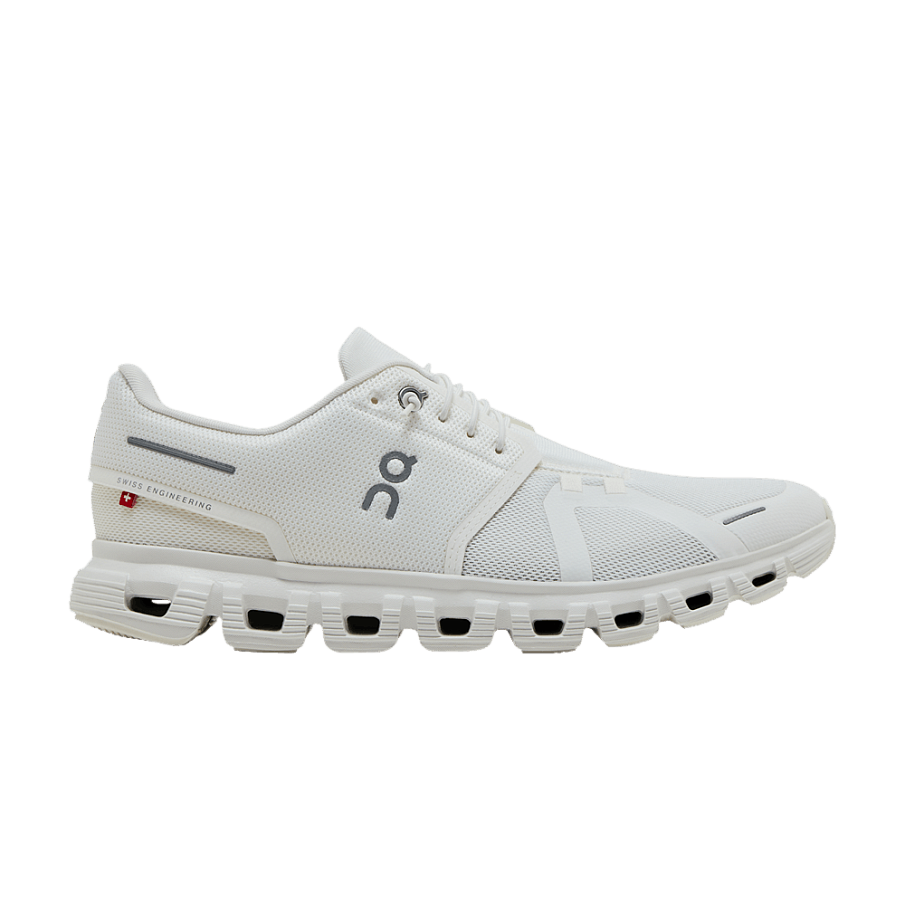 Фото № 1 с приближением к товару «‎ON Cloud 6 Triple White»