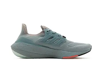 Adidas Ultraboost 22 - 3
