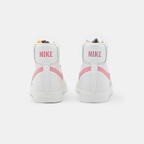 Фото № 4 с приближением к товару «‎Nike Blazer 77 »