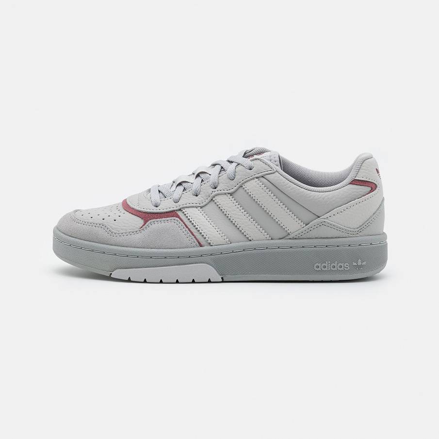 Фото № 1 с приближением к товару «‎Adidas Courtic »