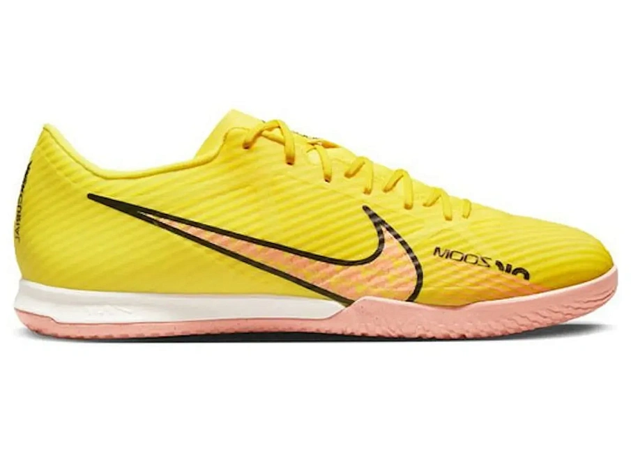 Фото № 1 с приближением к товару «‎Nike Zoom Mercurial Vapor 15 Academy IC Yellow Strike Sunset Glow»