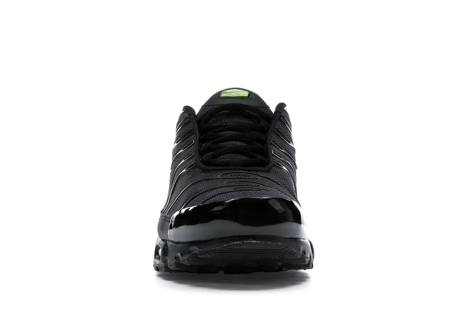 Фото № 2 с приближением к товару «‎Nike Air Max Plus Black Volt Glow»