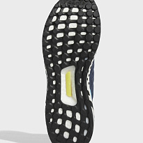 Фото № 5 с приближением к товару «‎Adidas Ultraboost 5.0 Dna »