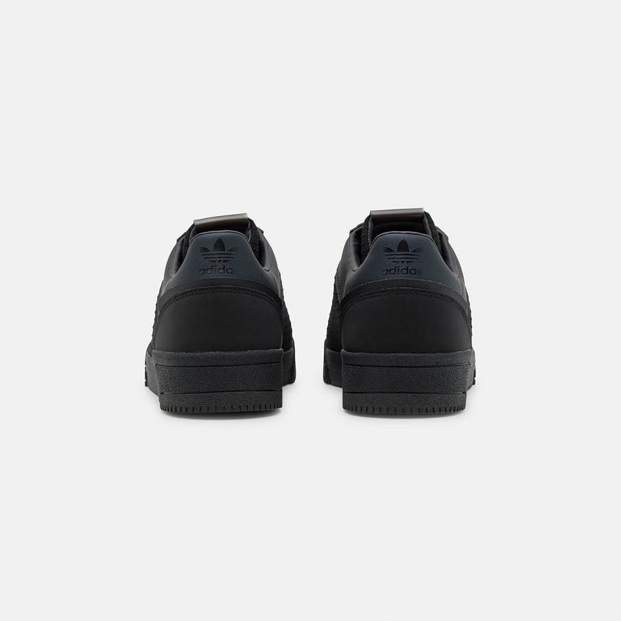 Фото № 3 с приближением к товару «‎Adidas Court Tourino »