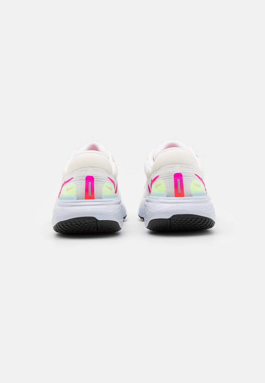 Фото № 3 с приближением к товару «‎Nike Zoomx Invincible Run»
