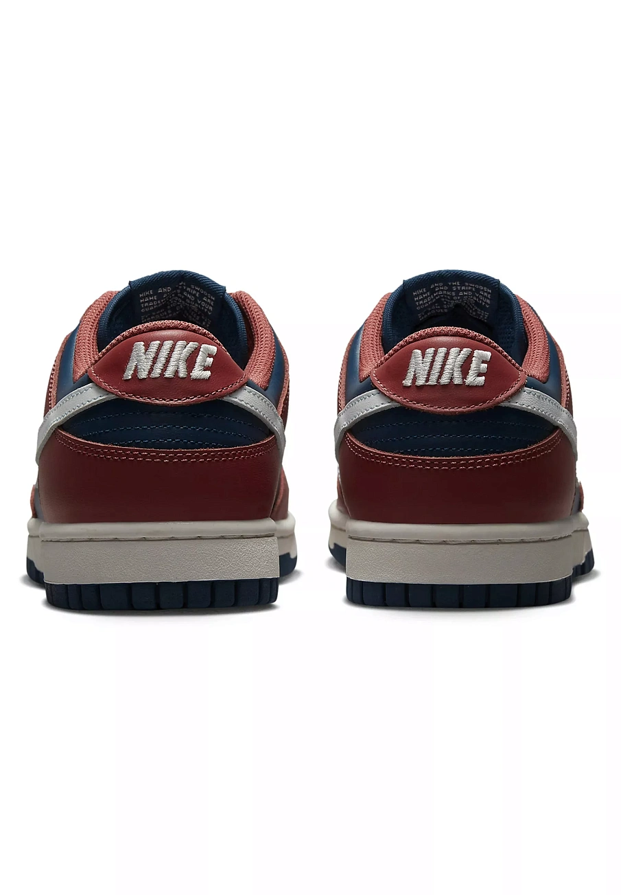 Фото № 3 с приближением к товару «‎DUNK LOW »
