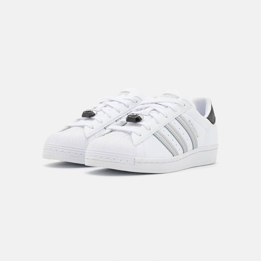 Фото № 3 с приближением к товару «‎Adidas Superstar W »