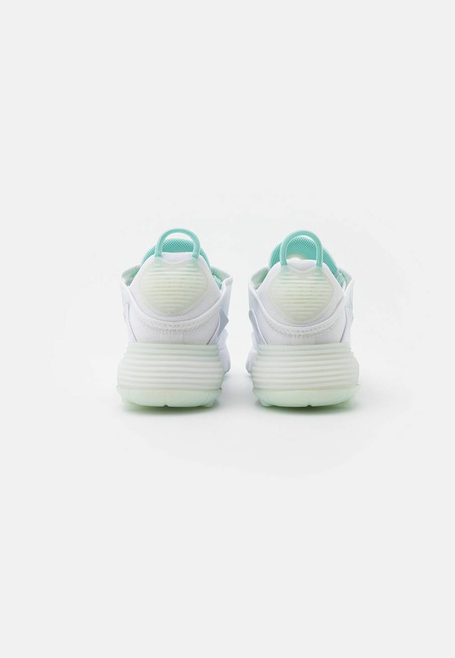 Фото № 4 с приближением к товару «‎Nike Air Max 2090 »