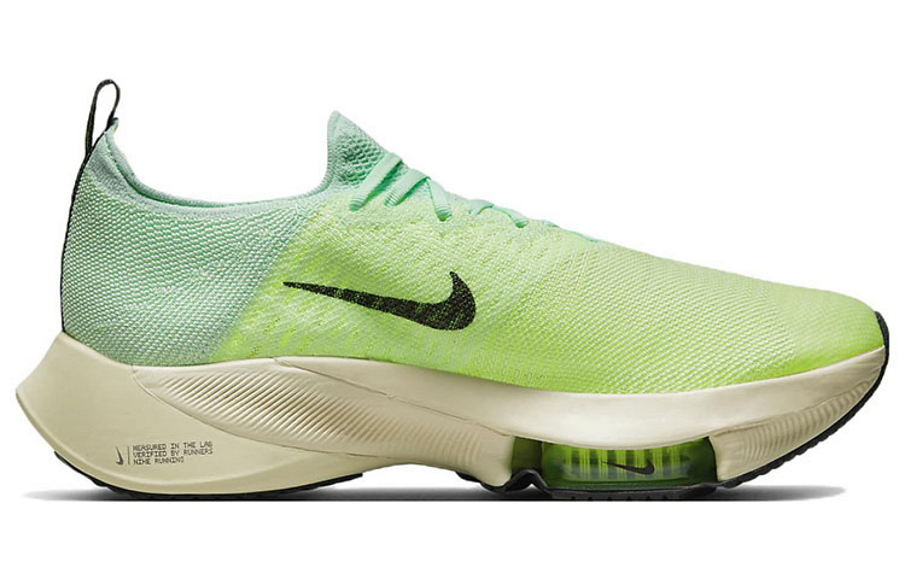 Фото № 2 с приближением к товару «‎ Nike Air Zoom Tempo Next Running shoes»