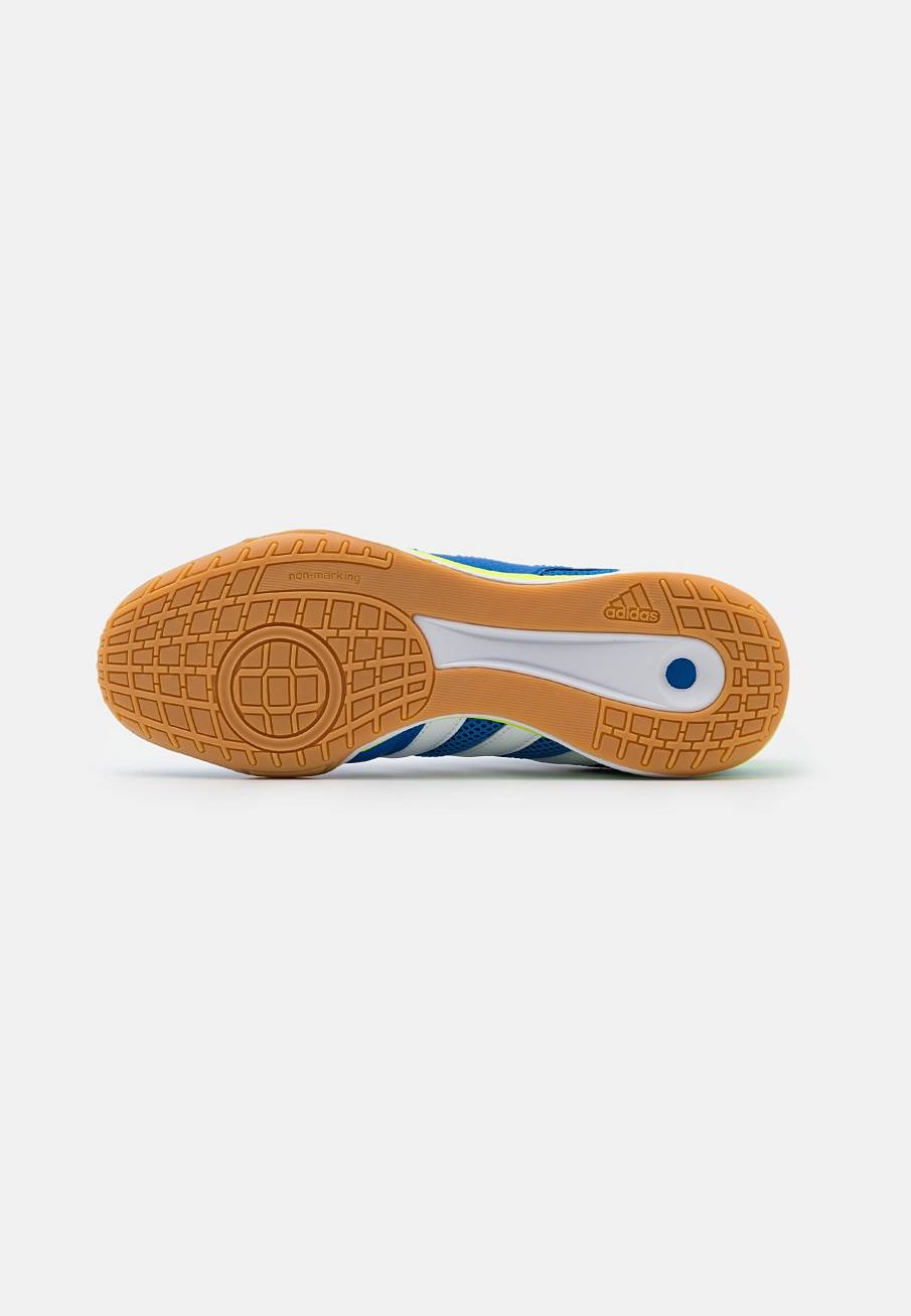Фото № 5 с приближением к товару «‎Adidas Top »