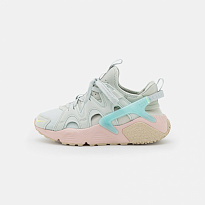 Фото № 1 с приближением к товару «‎Nike W Air Huarache »