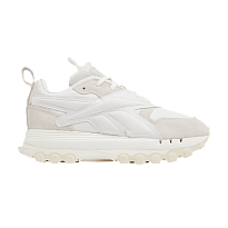 Фото № 1 с приближением к товару «‎Cardi B x Reebok Women's Classic Leather V2 Chalk Alabaster»