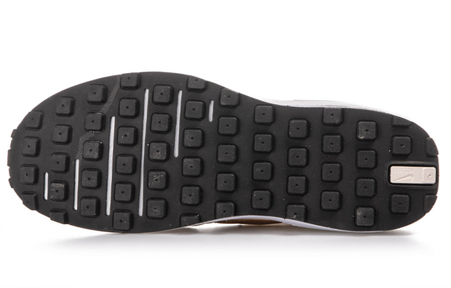 Фото № 4 с приближением к товару «‎ Nike Waffle One Sports Casual Shoes»
