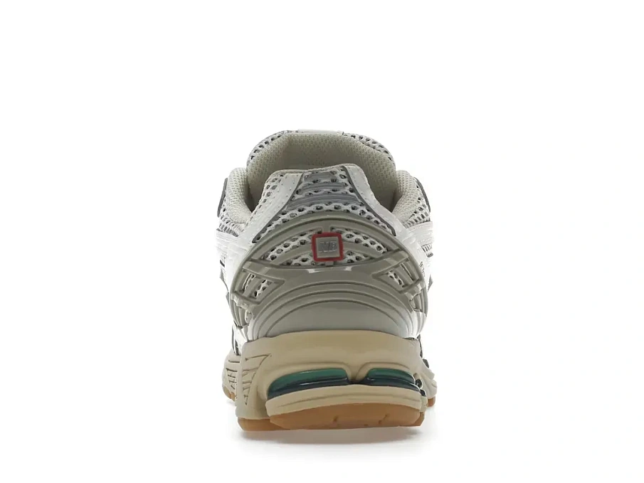 Фото № 4 с приближением к товару «‎New Balance 1906R»
