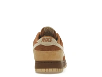 Фото № 4 с приближением к товару «‎Nike Dunk Low»