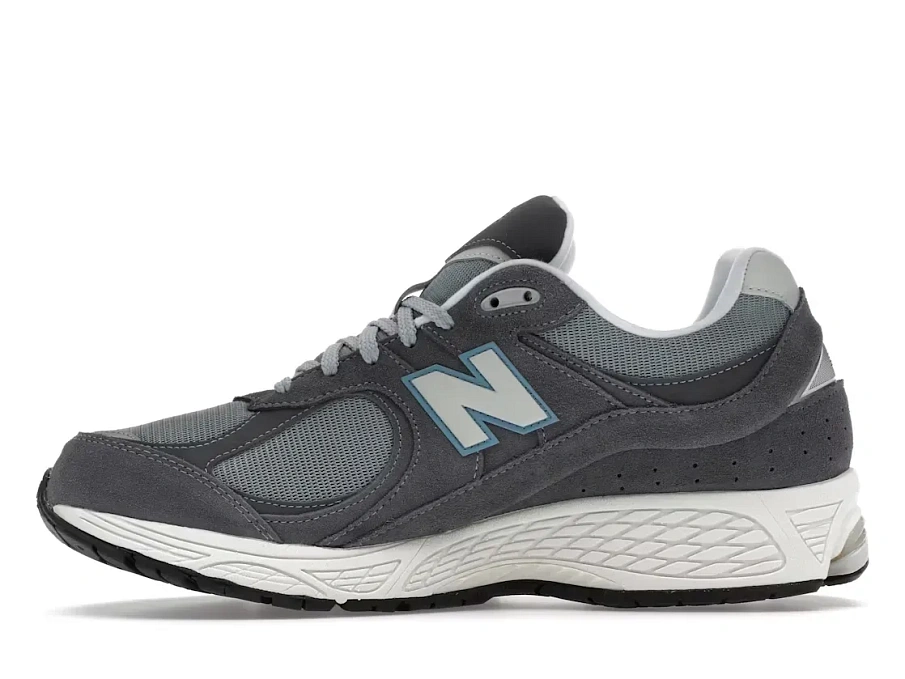 Фото № 3 с приближением к товару «‎New Balance 2002R»