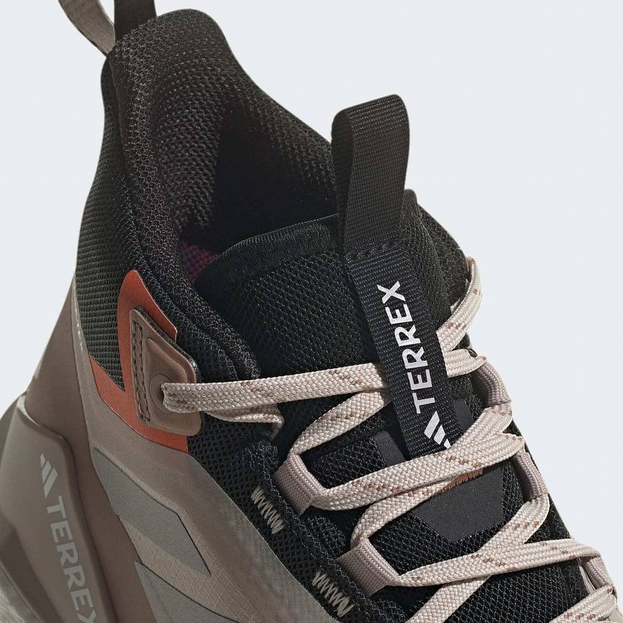 Фото № 5 с приближением к товару «‎Adidas Terrex Free Hiker 2 Gtx W»