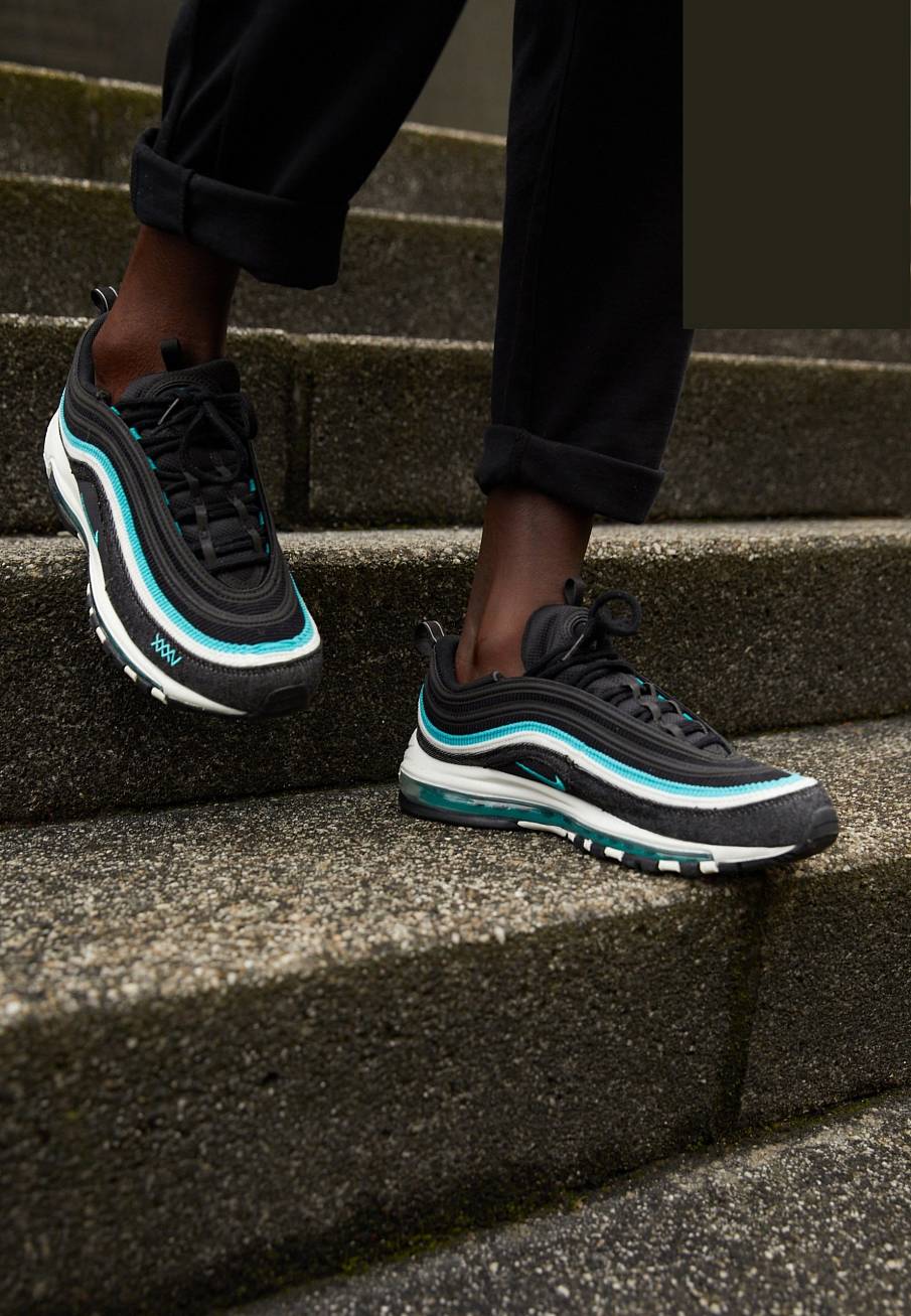 Фото № 2 с приближением к товару «‎Nike Air Max 97 SE »