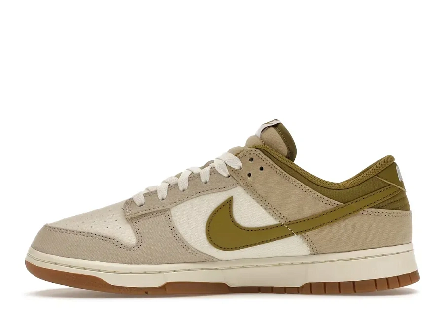 Фото № 3 с приближением к товару «‎Nike Dunk Low»
