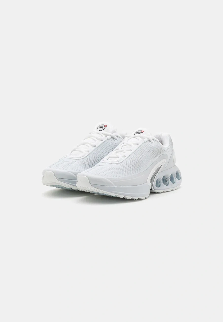 Фото № 2 с приближением к товару «‎AIR MAX DN UNISEX»