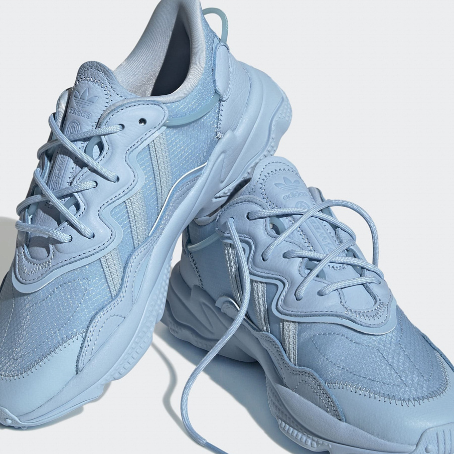 Фото № 4 с приближением к товару «‎Adidas Ozweego »