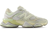 Фото № 1 с приближением к товару «‎New Balance 9060»