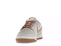 Фото № 5 с приближением к товару «‎Nike Dunk Low Fossil Rose»