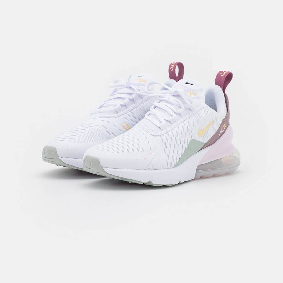 Фото № 3 с приближением к товару «‎Nike Air Max 270 »