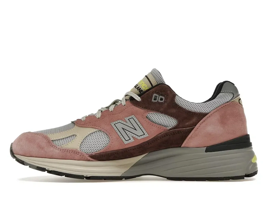 Фото № 3 с приближением к товару «‎New Balance 991v2»