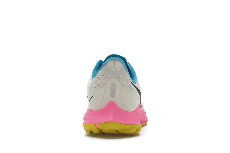 Фото № 4 с приближением к товару «‎Nike Air Zoom Pegasus 36 Trail Light Orewood Brown Pink Blast Blue Lagoon »