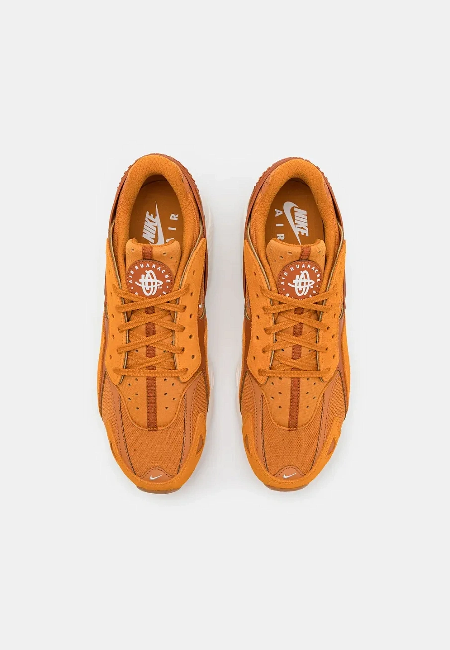 Фото № 4 с приближением к товару «‎AIR HUARACHE RUNNER UNISEX»