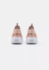 Фото № 3 с приближением к товару «‎AIR HUARACHE»
