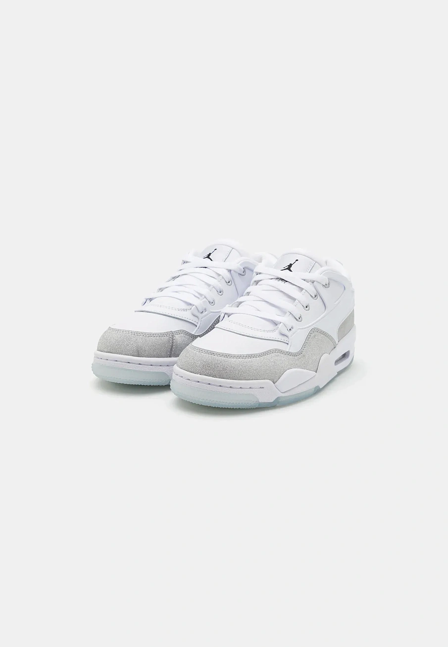 Фото № 2 с приближением к товару «‎AIR JORDAN 4 RM»