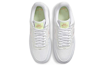 Фото № 4 с приближением к товару «‎Nike Air Force 1 Low "Reveal" White»