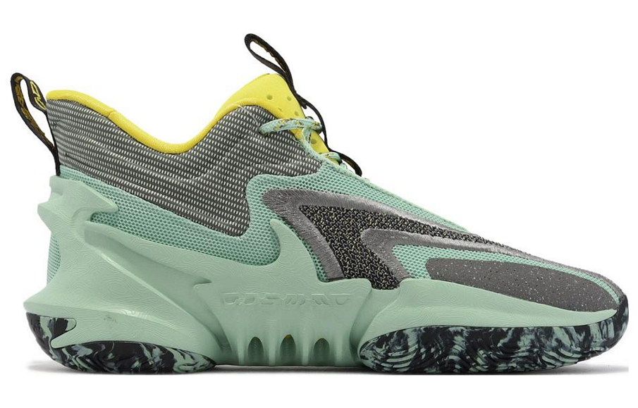 Фото № 2 с приближением к товару «‎ Nike Cosmic Unity 2 Basketball shoes»