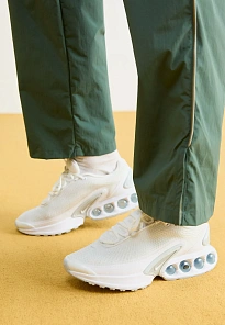 Фото № 2 с приближением к товару «‎AIR MAX DN»