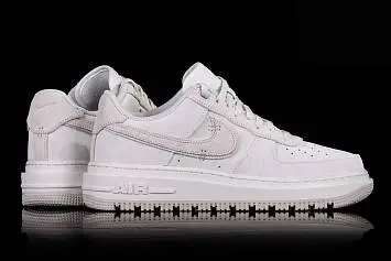 Nike Air Force 1 Luxe Skate shoes Summit White - 2
