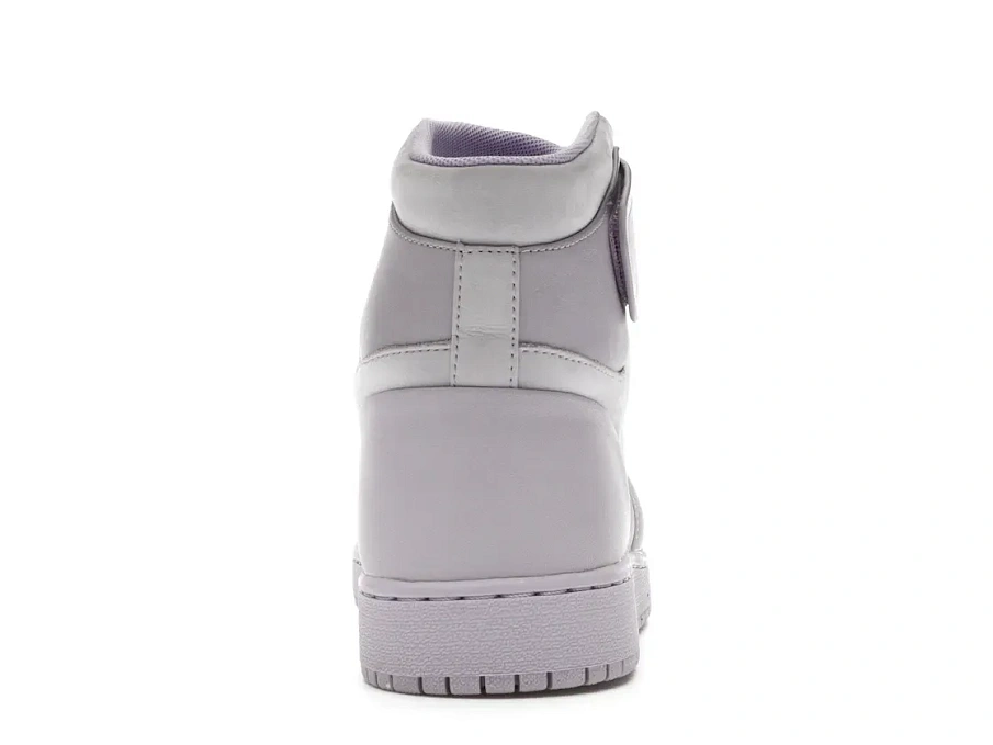 Фото № 4 с приближением к товару «‎Jordan 1 Lover XX Violet Mist »