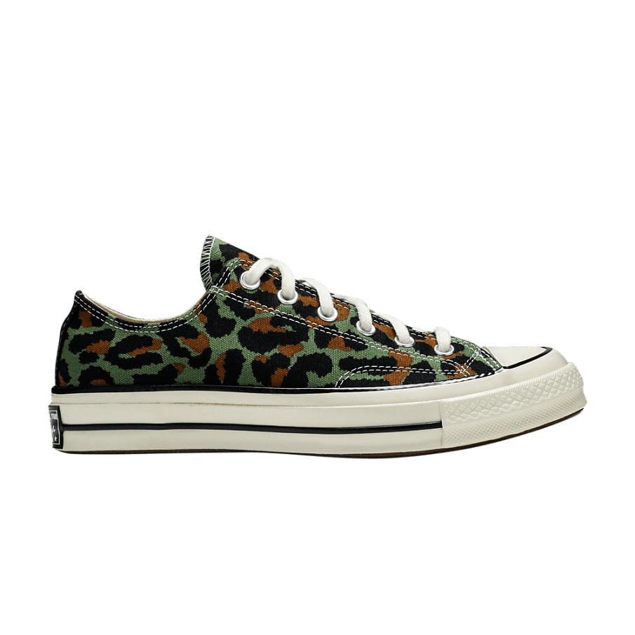 Фото № 1 с приближением к товару «‎Wacko Maria x INVINCIBLE x Converse Chuck 70 Low Animal Print»