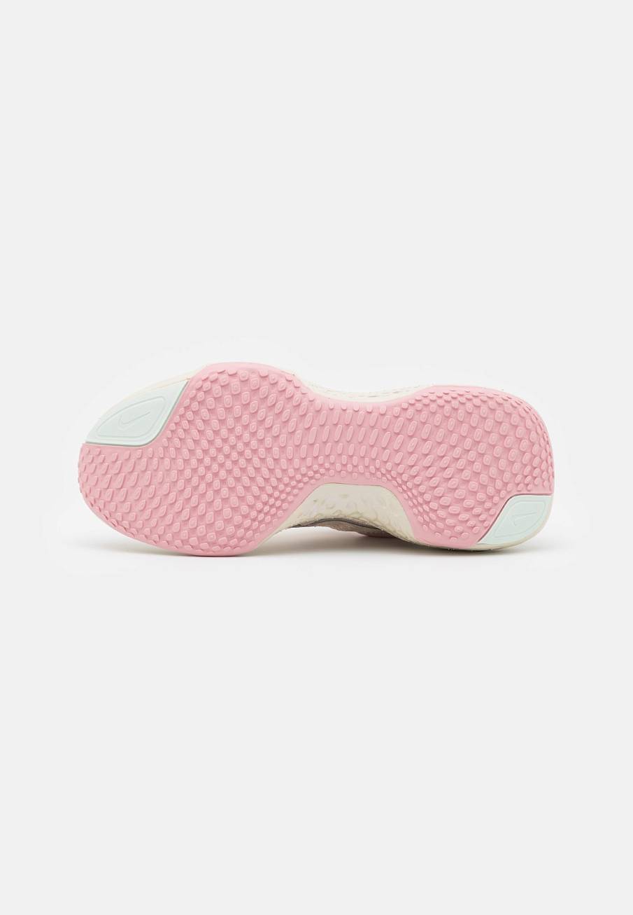Фото № 5 с приближением к товару «‎Nike Zoomx Invincible Run Fk»