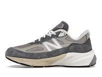 Фото № 3 с приближением к товару «‎New Balance 990v6»