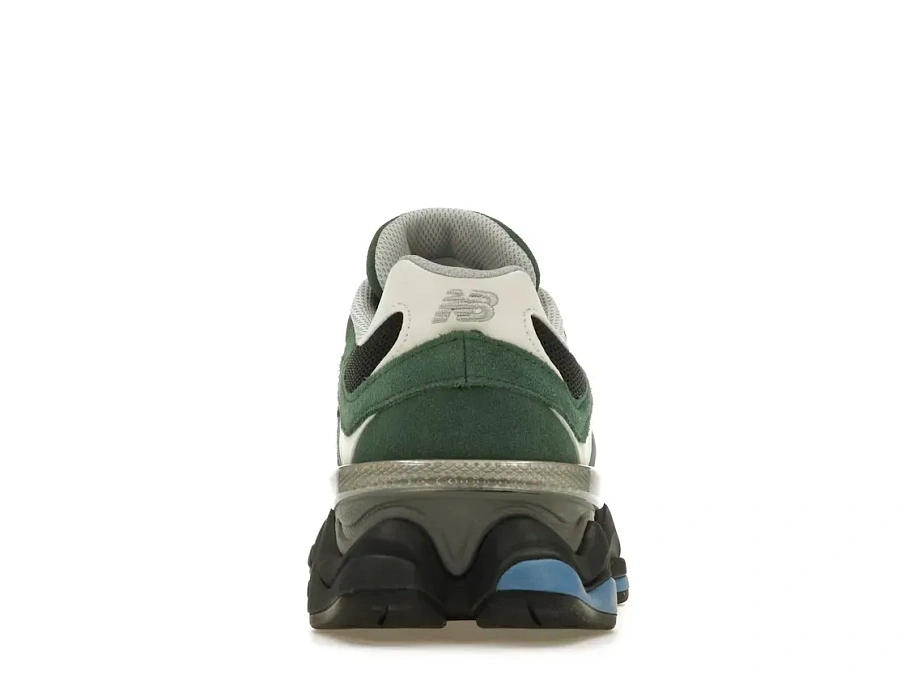 Фото № 4 с приближением к товару «‎New Balance 9060»