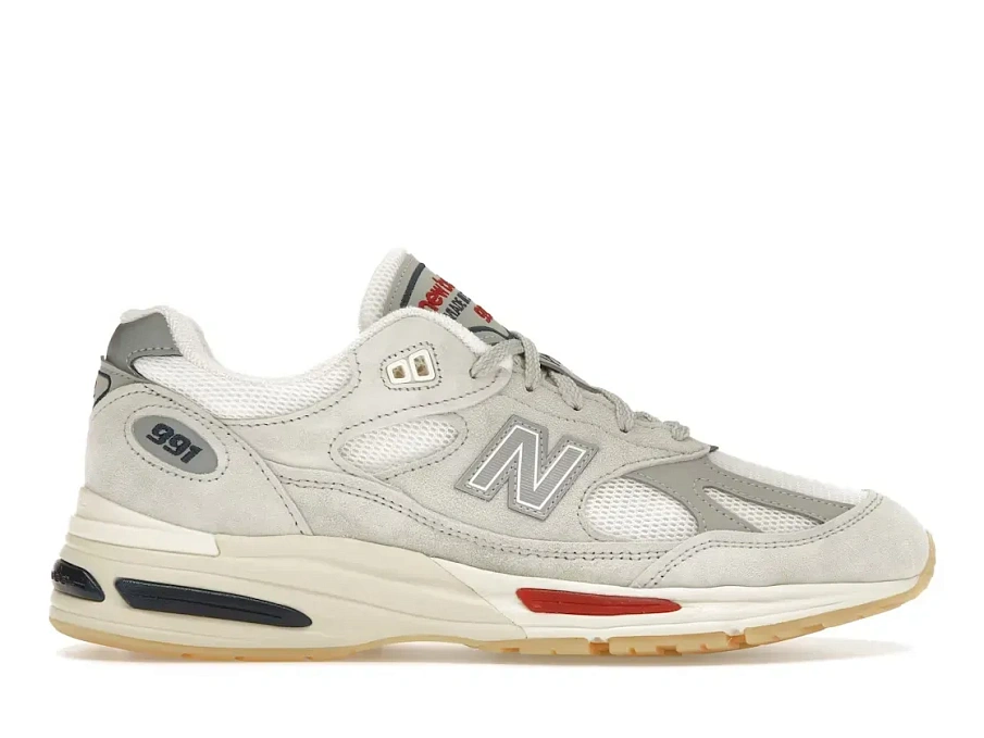 Фото № 1 с приближением к товару «‎New Balance 991v2»