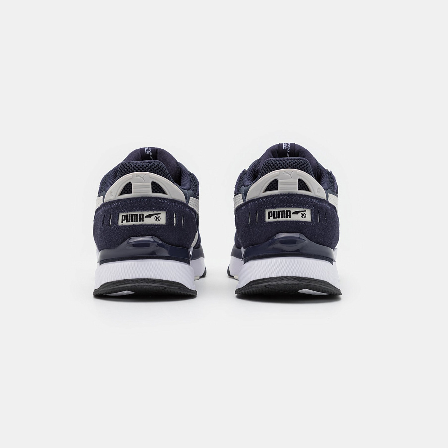 Фото № 3 с приближением к товару «‎Puma Mirage »