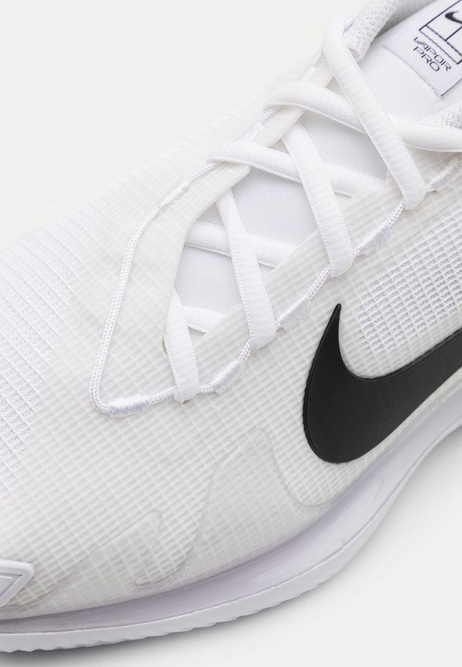 Фото № 5 с приближением к товару «‎Nikecourt Air Zoom Vapor Pro»